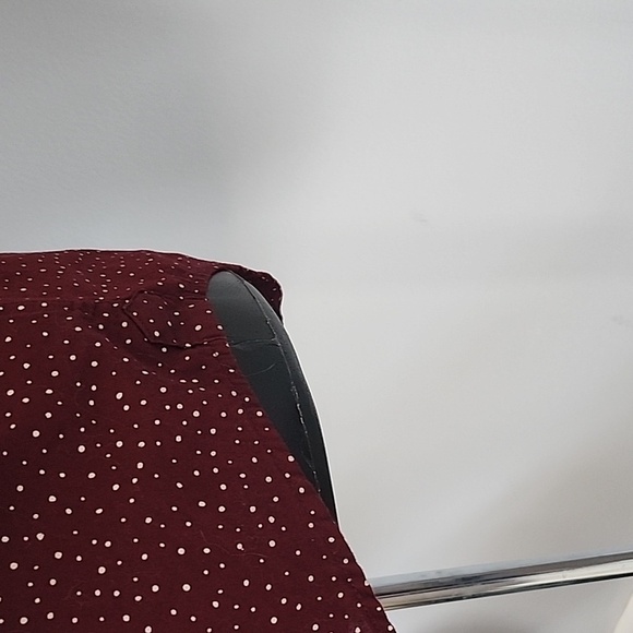 American Eagle Seriously Soft maroon and white button-down shirt - Picture 6 of 9